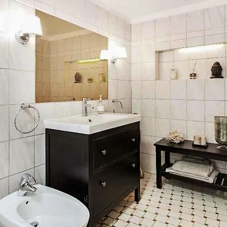 Sleeps 12 Wifi * Rageleje