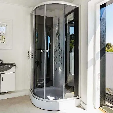 Sleeps 12 Wifi Rageleje
